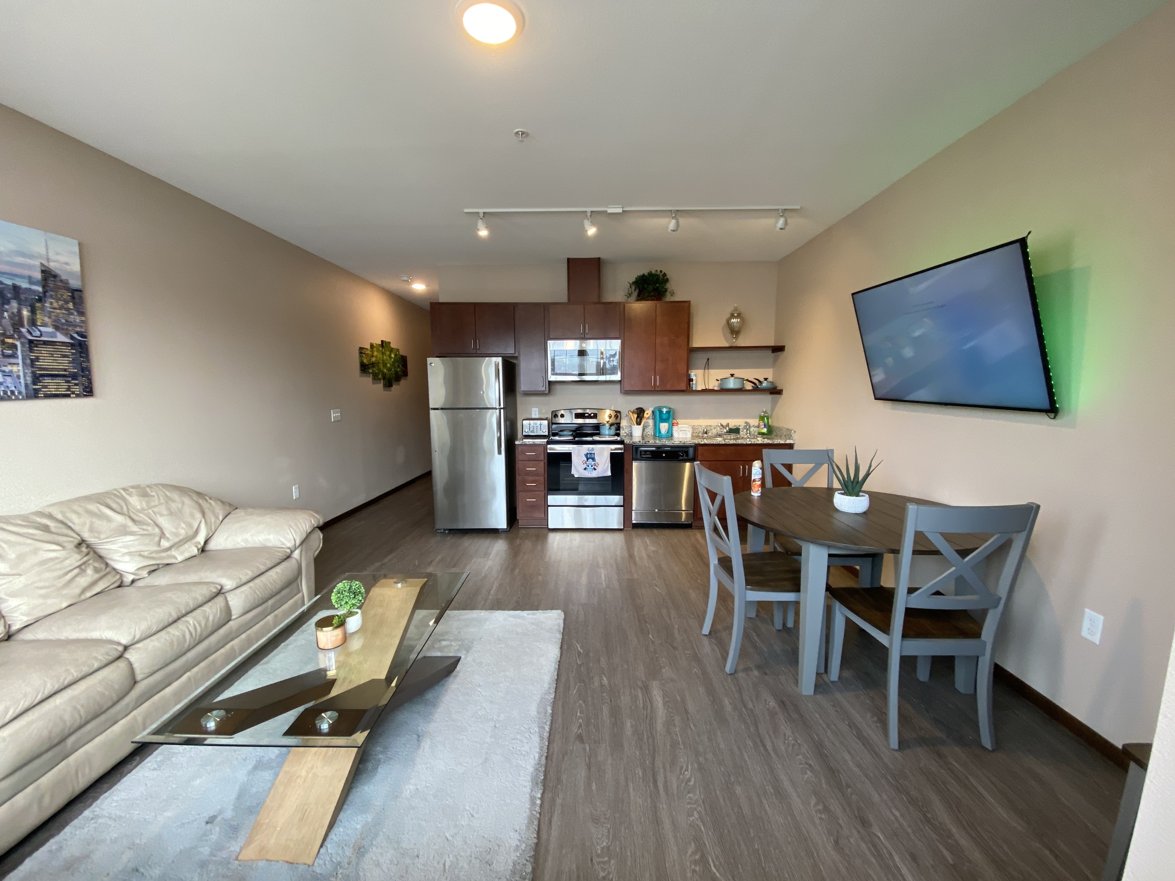 The Manhattan 1 Bedroom Capital View Apartments