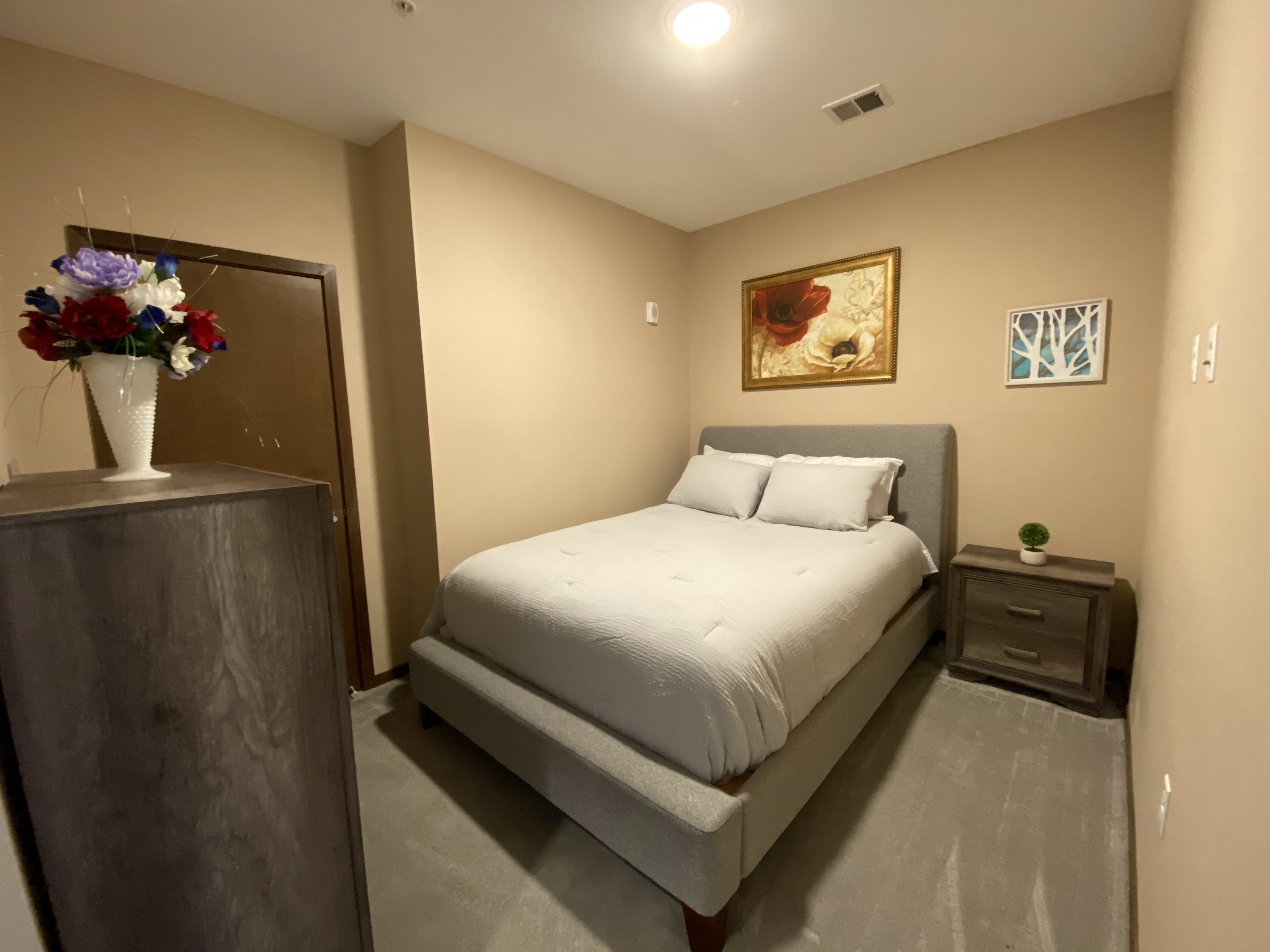 The Manhattan 1 Bedroom Capital View Apartments