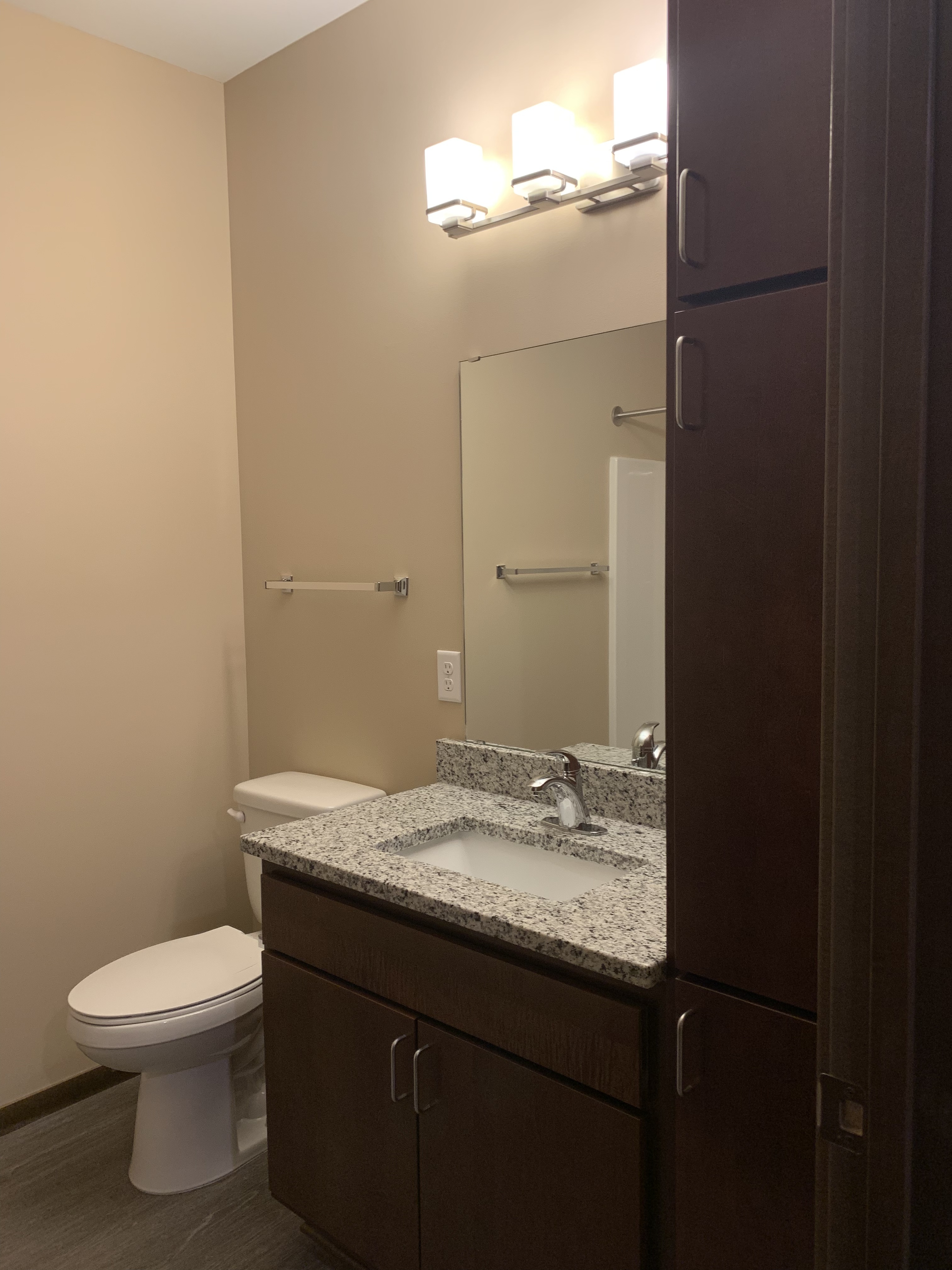 The Manhattan 1 Bedroom Capital View Apartments