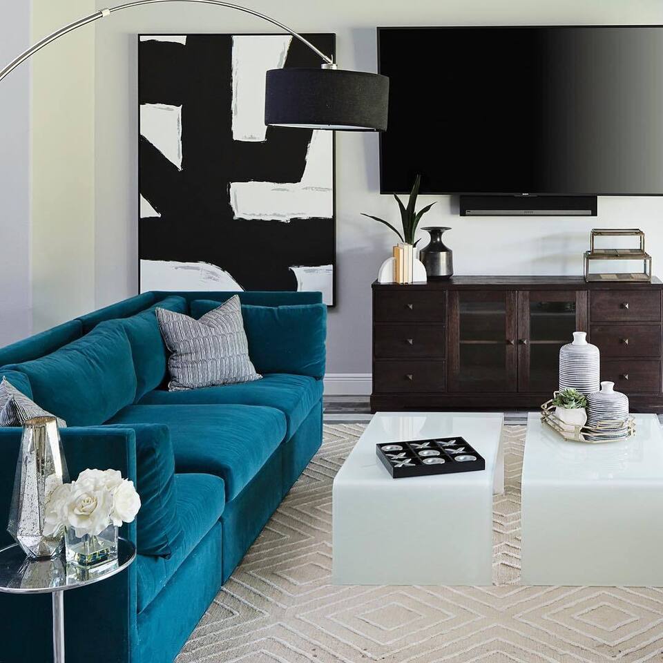Surya 6 rug turquoise living room setting