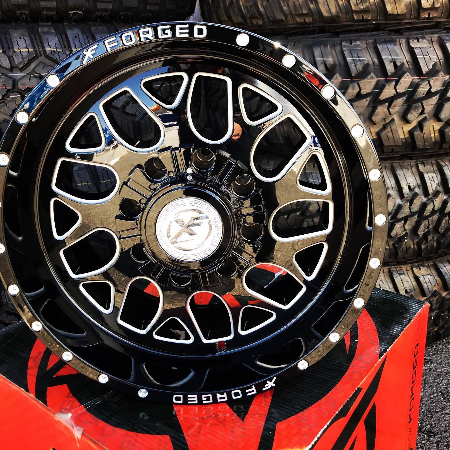 Lincoln New and Used Tires