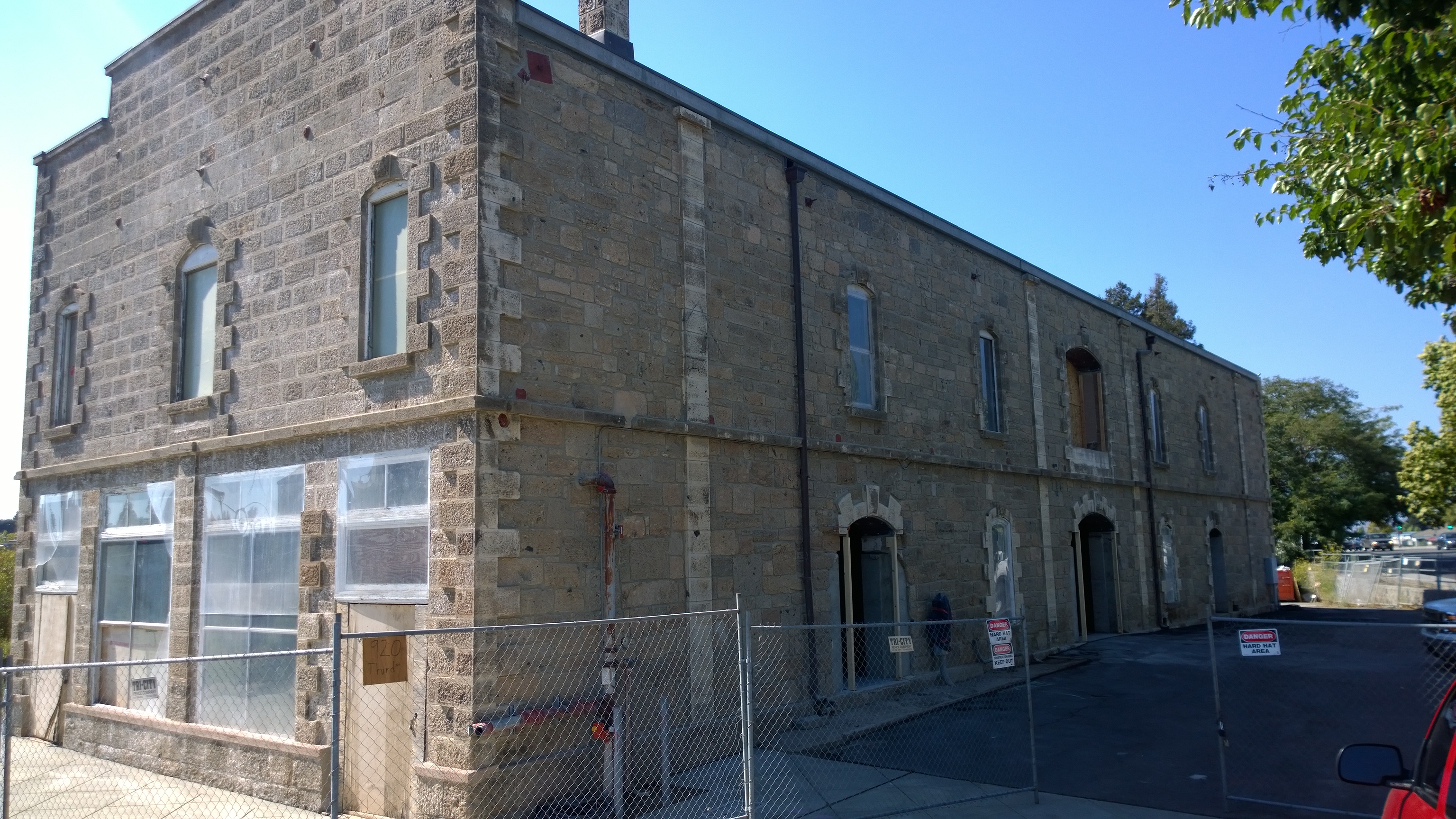 Borreo Building Photo 2