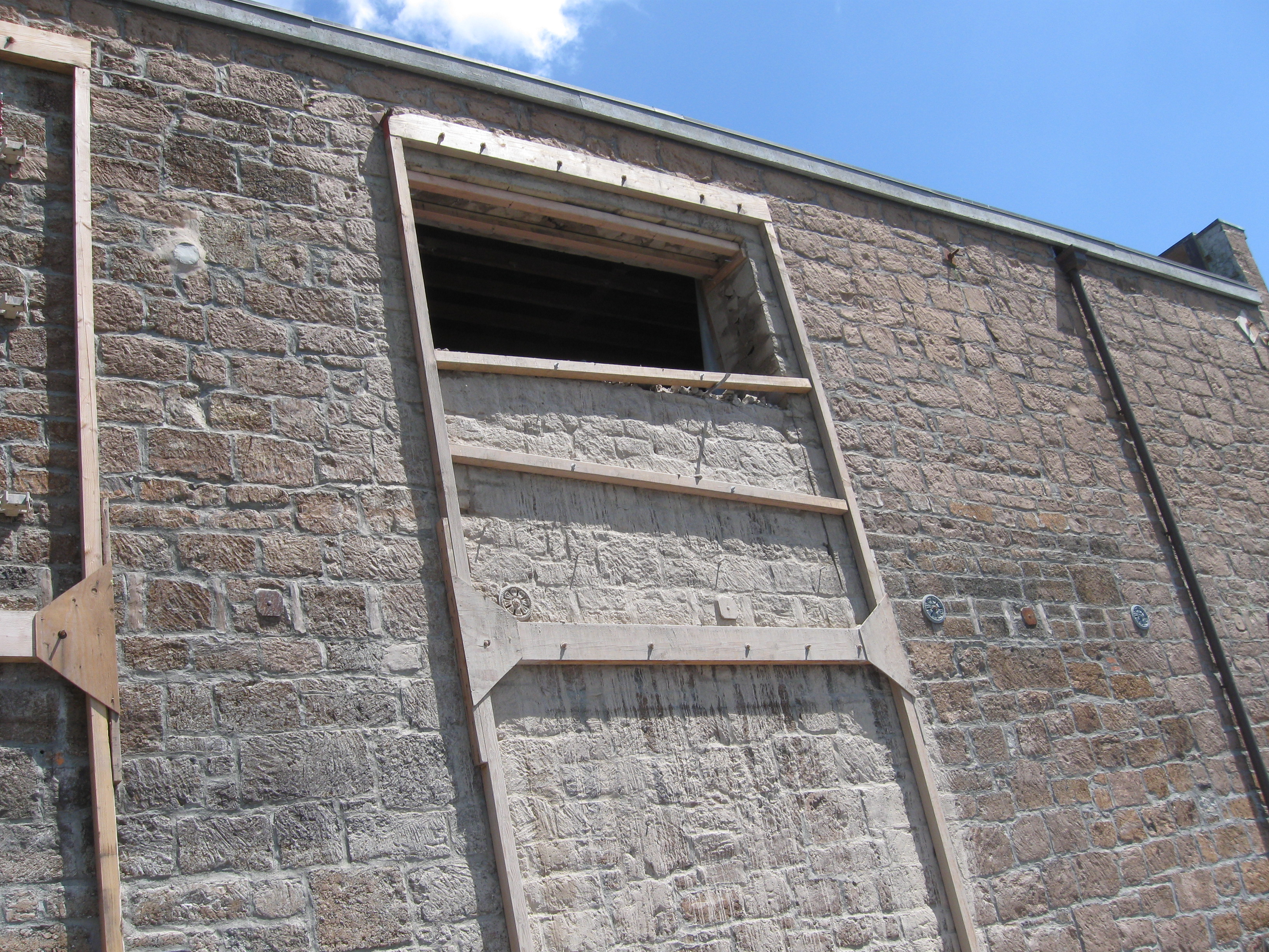 Borreo Building Construction Photo 2