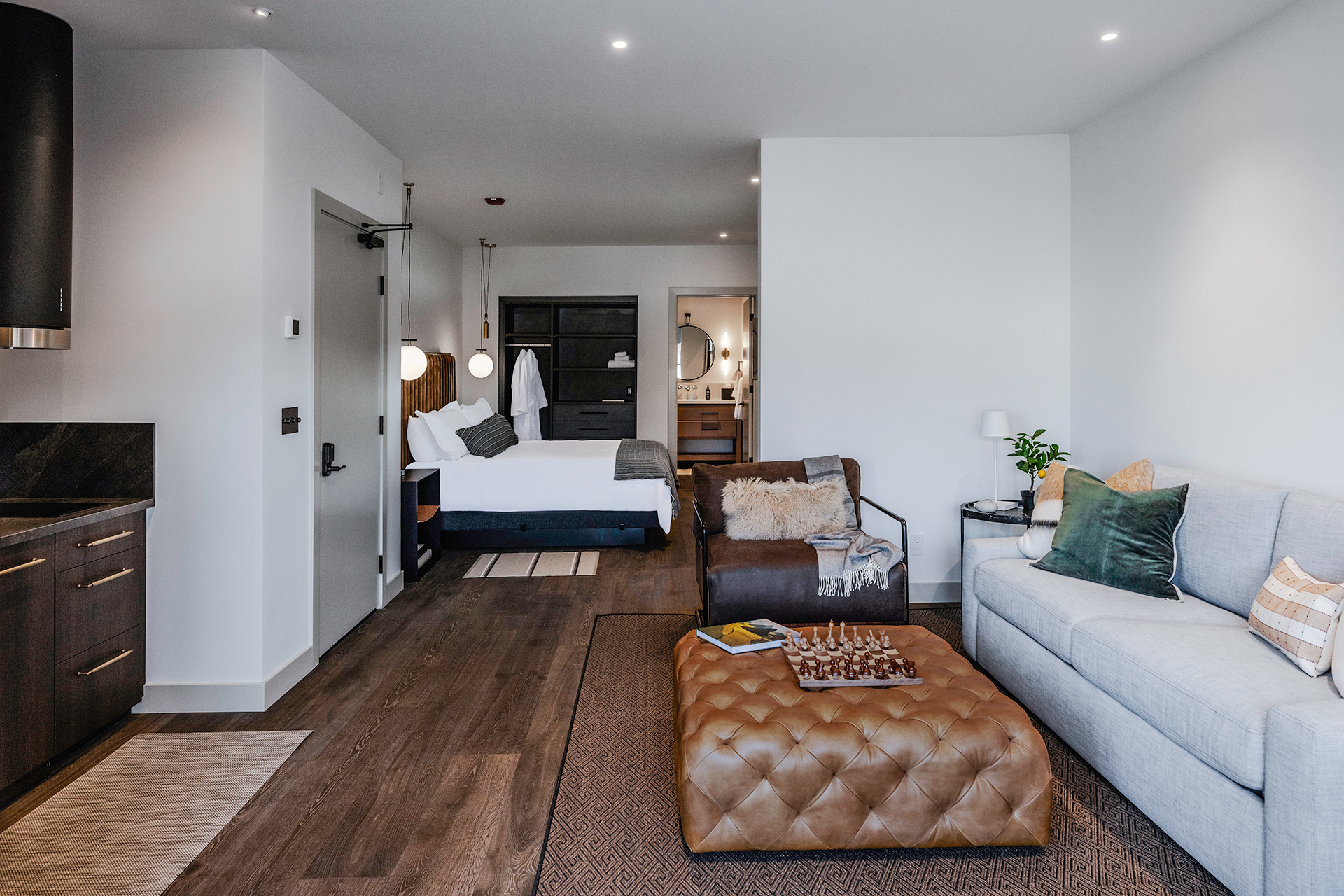 Brannan Lofts Suite 1 photo 2