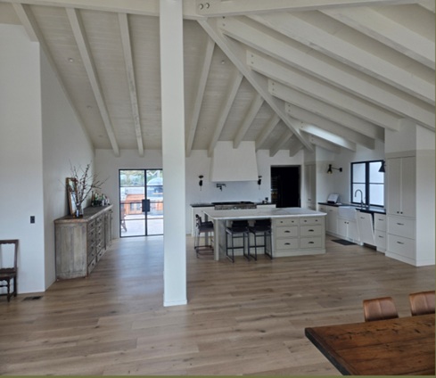 9 Greenfield Way St Helena dining and living area